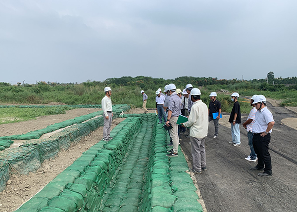 「龍頸溪、萬巒排水排水水質淨化工程」行政院環境保護署工程查核，成績甲等-01
