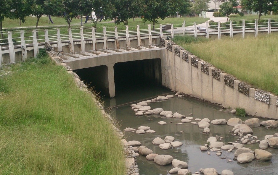 104P016_104年度高雄市鳳山溪流域管理計畫